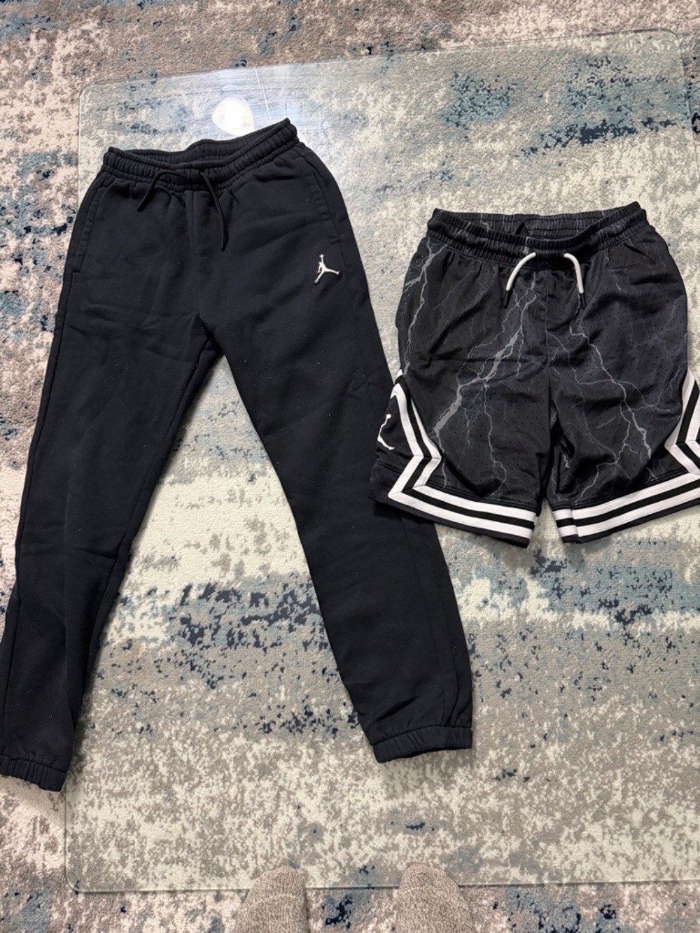 Nike Jordan Boys' Black Joggers - and Shorts Kids Large